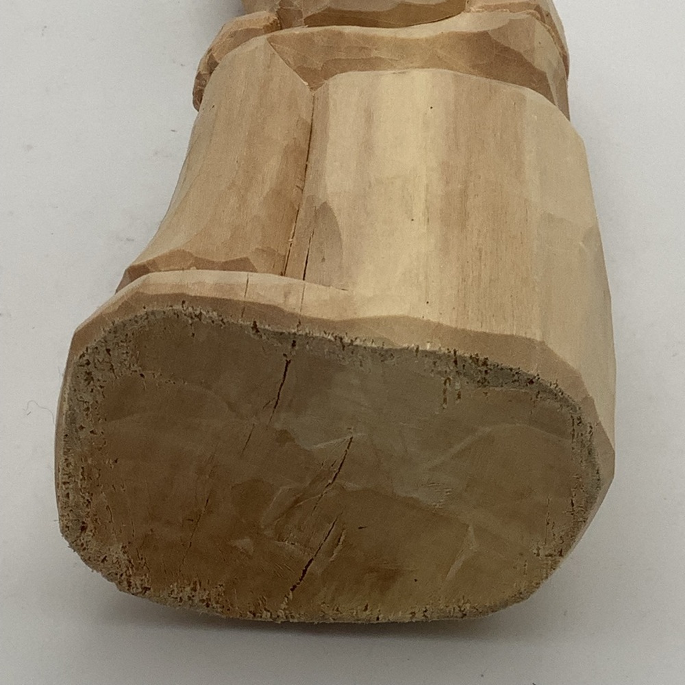 Handcrafted Pensive Jesus Wooden Sculpture - Picture 12 of 12